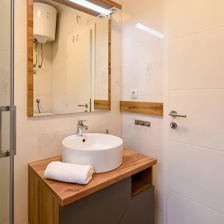 아파트 Compass Luxury