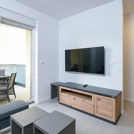 Compass Luxury Apartment