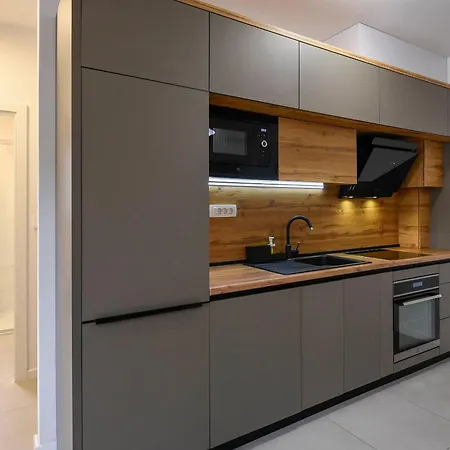 Compass Luxury Orebić