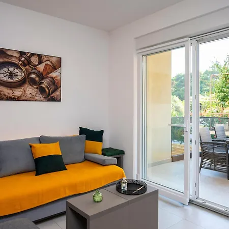 Compass Luxury Orebić
